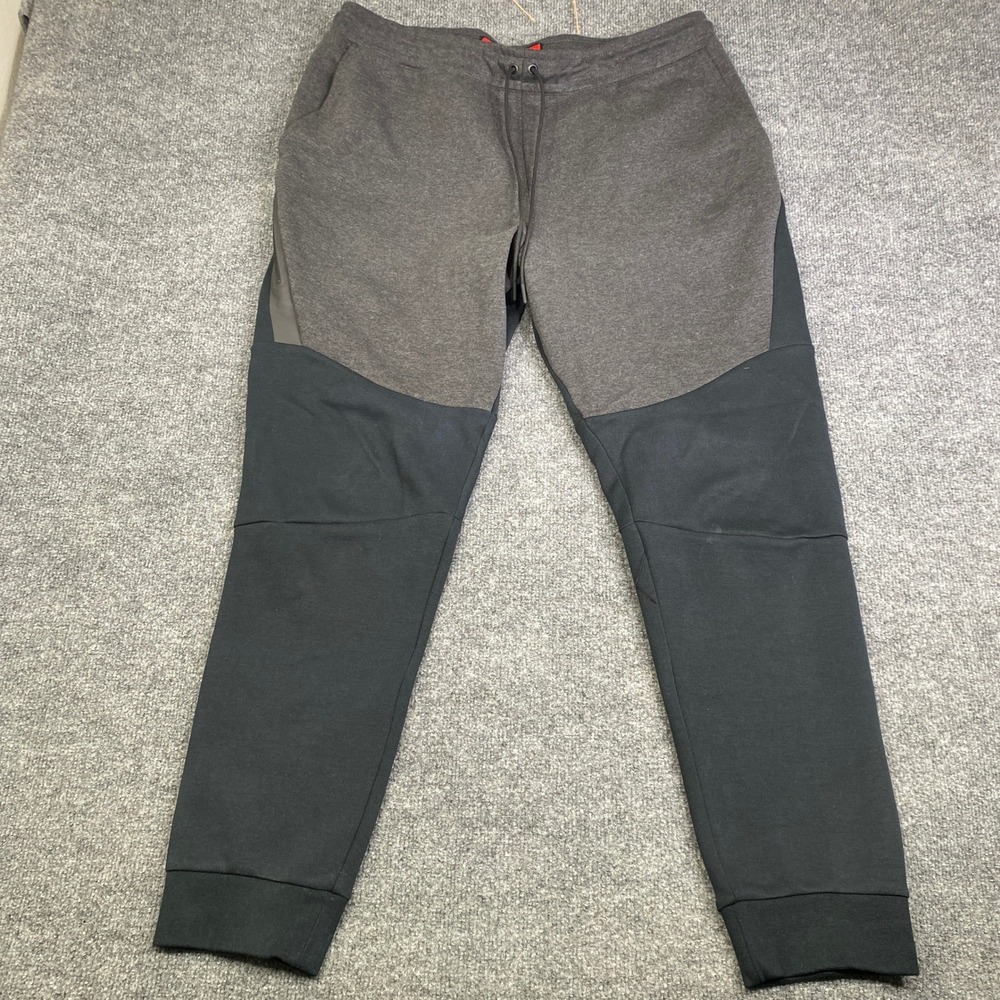 Nike Tech Fleece Joggers Mens XXL Grey Black Tapered Sweatpants 805162-011